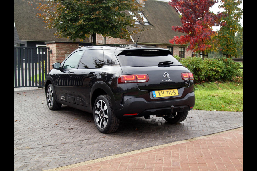 Citroën C4 Cactus 1.2 PureTech Business | Camera | Trekhaak | Cruise Control | Apple Carplay | Glazen dak |