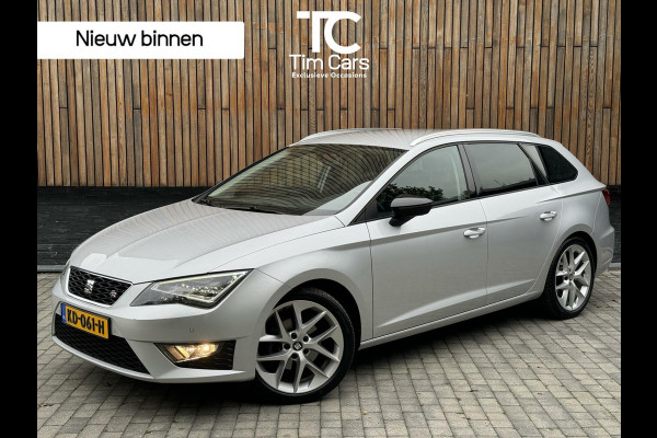 Seat León ST 1.4 EcoTSI FR H6 | Navigatie | CarPlay | Camera | DAB | Getint glas | LED | Parkeersensoren voor en achter | Seat Sound audio |