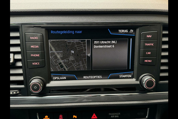 Seat León ST 1.4 EcoTSI FR H6 | Navigatie | CarPlay | Camera | DAB | Getint glas | LED | Parkeersensoren voor en achter | Seat Sound audio |