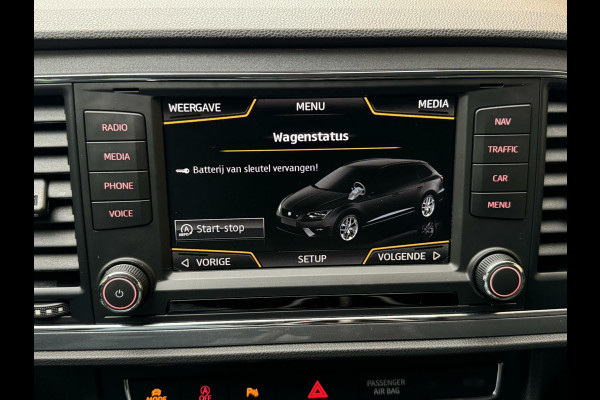 Seat León ST 1.4 EcoTSI FR H6 | Navigatie | CarPlay | Camera | DAB | Getint glas | LED | Parkeersensoren voor en achter | Seat Sound audio |