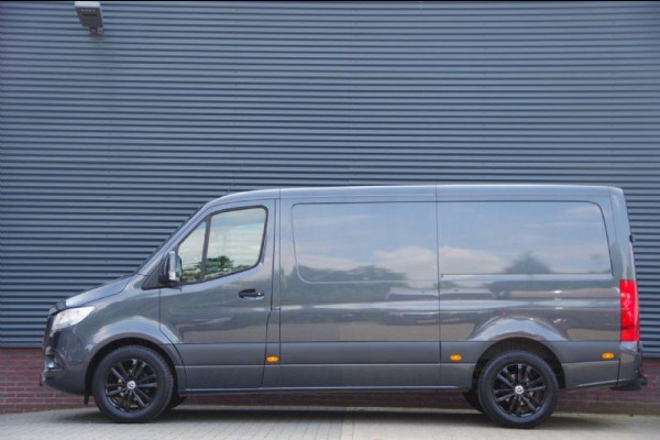 Mercedes-Benz Sprinter 319 3.0 CDI V6 L2H1 AUT. MBUX 10'', ACC, 3.5T TREKHAAK, CAMERA, NAVI, CLIMA, PDC, NIEUWSTAAT