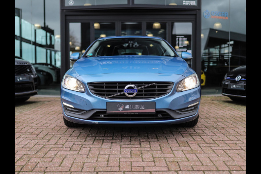 Volvo V60 2.0 D3 R-Design | Stoelverw. | Memory | PDC | Cruise Control | Trekhaak | Start-Stop