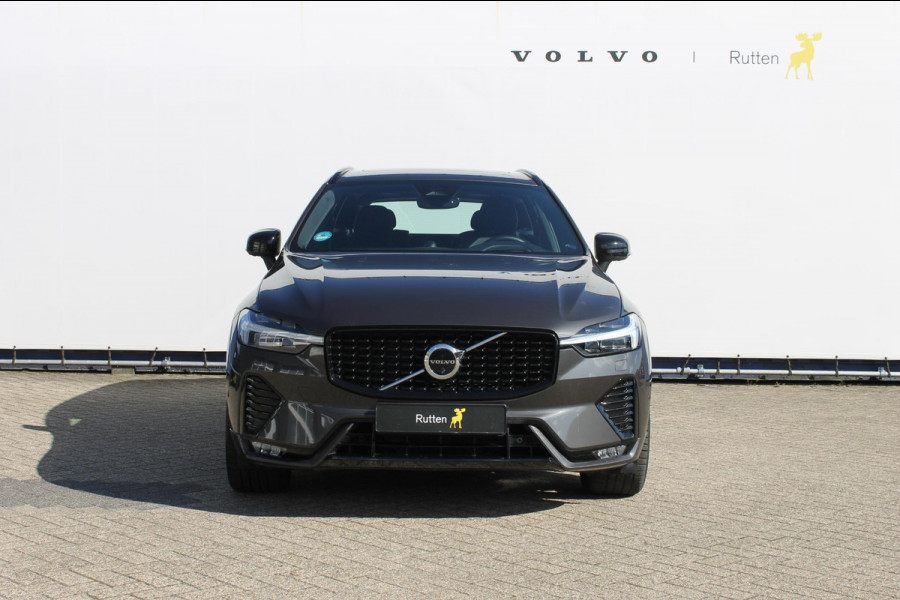 Volvo XC60 B5 250pk Automaat Ultimate Dark Google infotainment incl navigatie , Panoramisch schuif-kanteldak , Semi elektrisch wegklapbare trekhaak , Achteruitrij camera , Luchtvering , 360 graden parkeercamera , Bowers&Wilkins Audio installatie