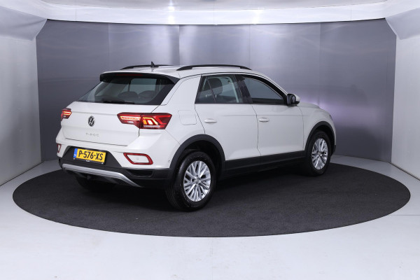 Volkswagen T-Roc 1.5 TSI Life 150pk DSG| Navi| LM-velgen| Trekhaak afneembaar