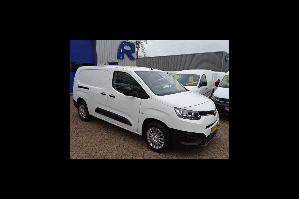 Toyota PROACE CITY 1.5 D-4D Professional EU6 Long L2 AIRCO NAVIGATIE PDC