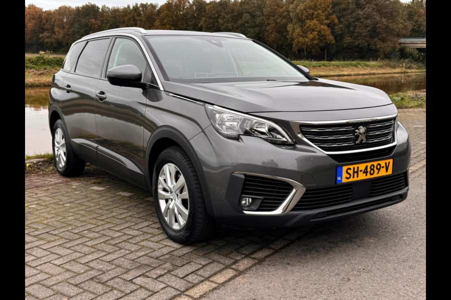 Peugeot 5008 1.2 PureTech Blue Lease Executive 7p. koopje