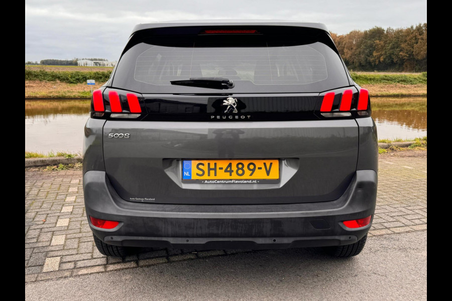 Peugeot 5008 1.2 PureTech Blue Lease Executive 7p. koopje