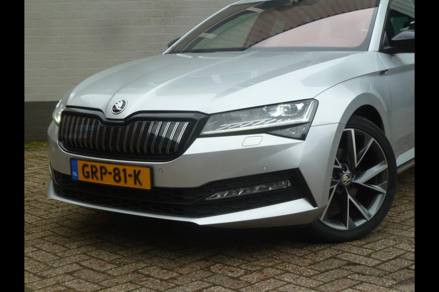 Škoda Superb Combi 1.4 TSI iV Sportline|Sportstoelen|Memory|Virtual-Cockpit|Keyless-Entry|Canton-Audio|Matrix-LED