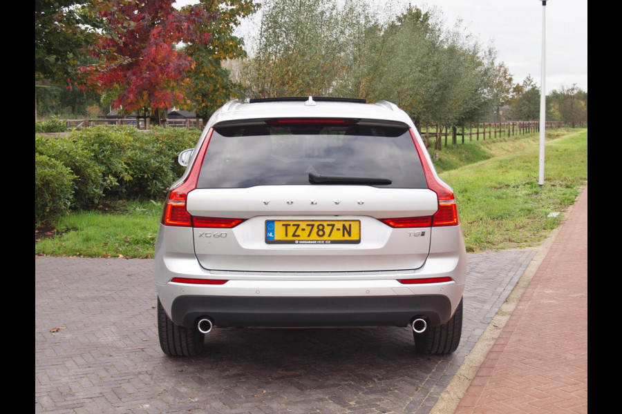 Volvo XC60 2.0 T8 Twin Engine AWD Momentum | Panormadak | Trekhaak | 360 Camera | Apple Carplay | Cruise Control |