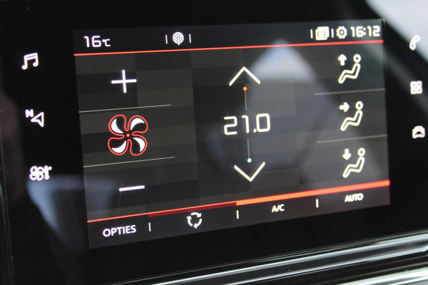 Citroën C3 1.2-83pk PureTech Feel. Praktische en comfortabele Citroën C3 ! Airco, navigatie, cruise control, telefoonvoorbereiding, Apple carplay/Android auto, trekhaak, parkeersensoren achter etc