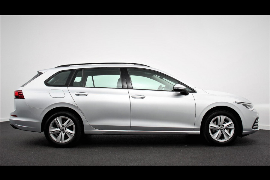 Volkswagen GOLF Variant 1.0 eTSI Life DSG | Navigatie | Climate Control | Dab | Led | Lichtmetalen velgen | parkeer sensoren #