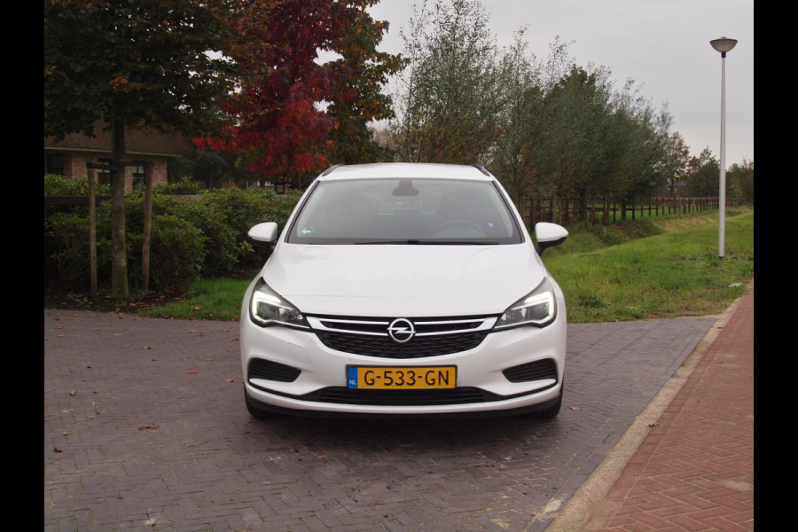 Opel Astra Sports Tourer 1.4 Turbo Business | Apple Carplay | Cruise Control | Navi | Parkeersensoren |