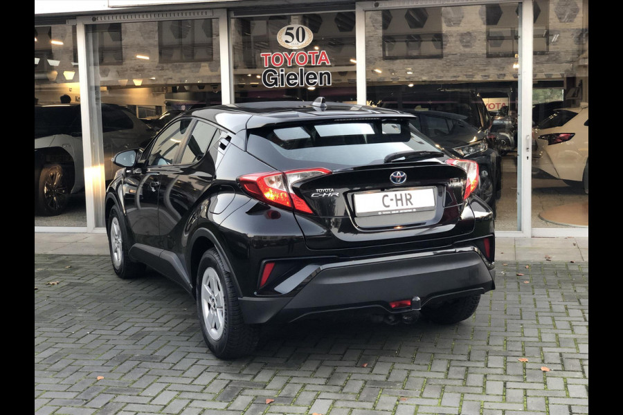 Toyota C-HR 1.8 Hybrid Dynamic | Trekhaak, Navigatie, Parkeercamera, Adaptive cruise control, Licht + Regensensor