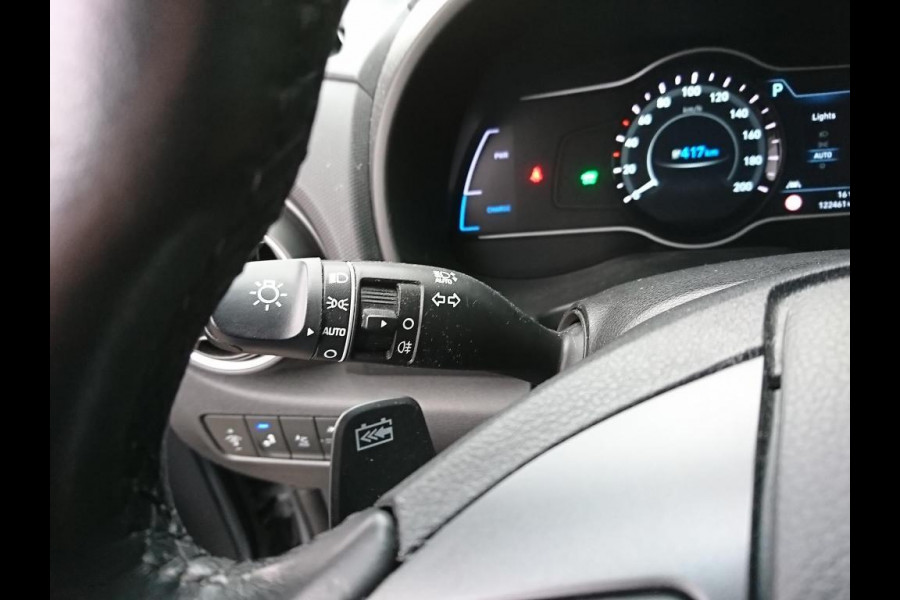 Hyundai Kona EV Premium 64 kWh