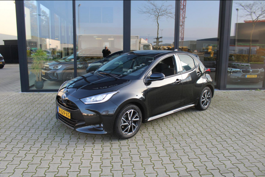 Toyota Yaris 1.5 Hybrid Business Plus Camera/Navigatie/NL auto