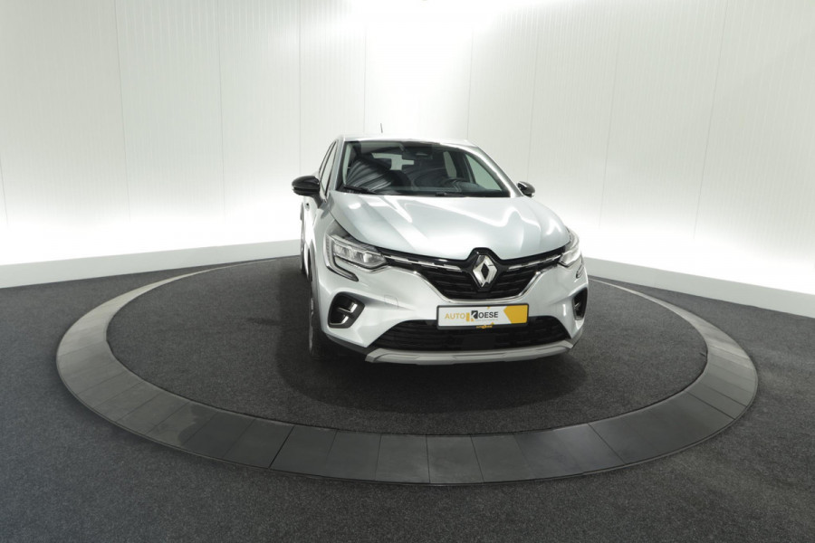 Renault Captur 1.6 E-Tech Plug-in Hybrid 160 Intens | Trekhaak | Navigatie | Parkeersensoren | Climate Control