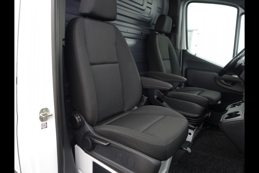 Mercedes-Benz Sprinter 319 3.0 V6 CDI 191pk L2 H2 Aut- EURO 6 I Comfortstoelen I Navi I Camera I Rijassistentiepakket I Carplay