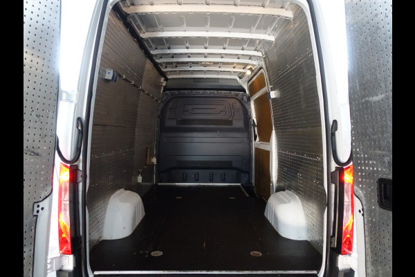 Mercedes-Benz Sprinter 319 3.0 V6 CDI 191pk L2 H2 Aut- EURO 6 I Comfortstoelen I Navi I Camera I Rijassistentiepakket I Carplay