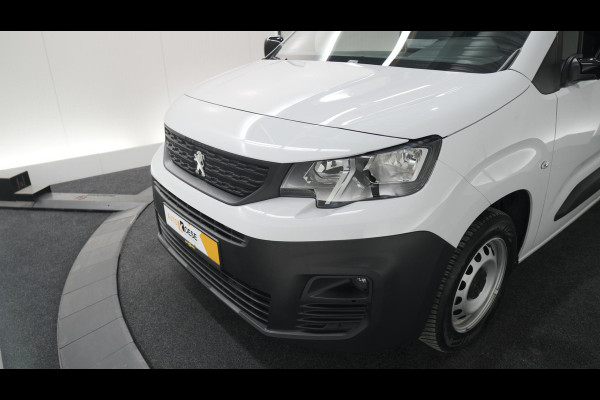 Peugeot Partner 1.5 BlueHDi 100 S&S L1 | Trekhaak | Camera | Apple Carplay | Vloerplaat | Parkeersensoren