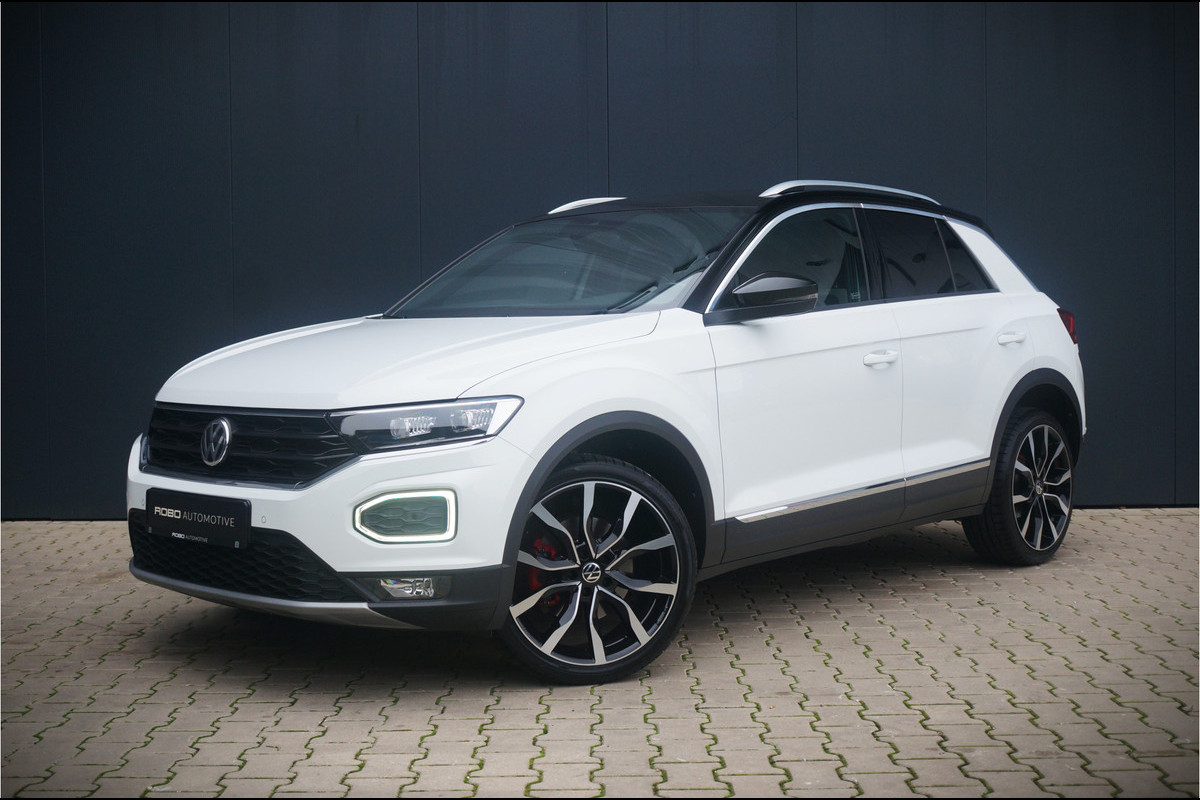 Volkswagen T-Roc 1.5 TSI Sport DSG | Automaat | Virtual | PDC | Apple Carplay | Ambient light | Leer | Led | NAP | BTW | Adaptive Cruise Control |