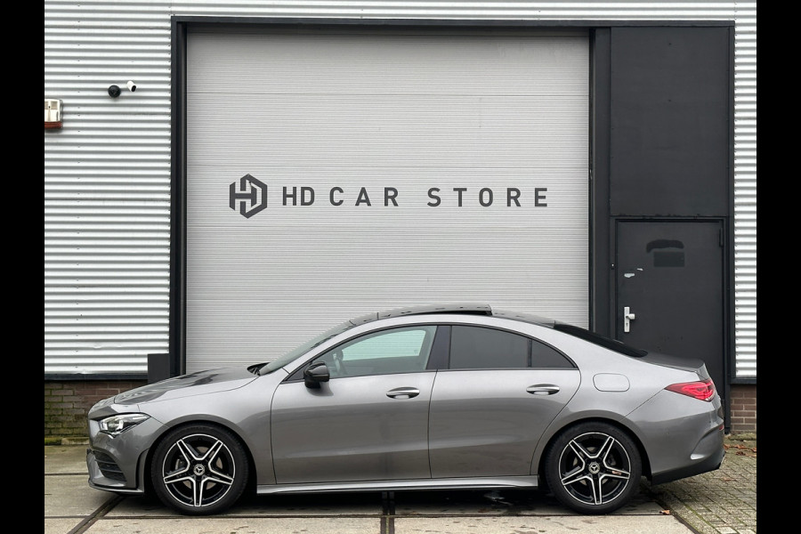 Mercedes-Benz CLA-Klasse 180 AMG Night Pano|Sfeer|Dodehoek|Dealer Onderhouden