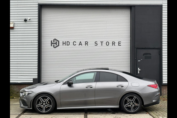 Mercedes-Benz CLA-Klasse 180 AMG Night Pano|Sfeer|Dodehoek|Dealer Onderhouden