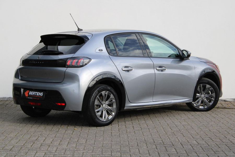 Peugeot e-208 EV Allure Pack 50 kWh | 3-fase | Navi | Parkeercamera | SEPP-Subsidie