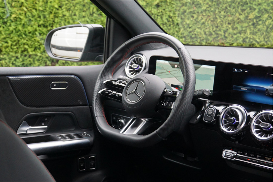 Mercedes-Benz B-Klasse 250 e AMG Line | Distronic Trekhaak Multibeam Keyless-Go Night