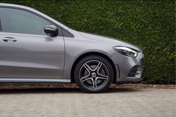 Mercedes-Benz B-Klasse 250 e AMG Line | Distronic Trekhaak Multibeam Keyless-Go Night