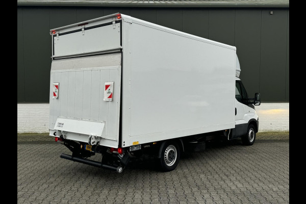 Iveco Daily Bakwagen + laadklep Clima 3 Zitplaatsen Goed onderhouden