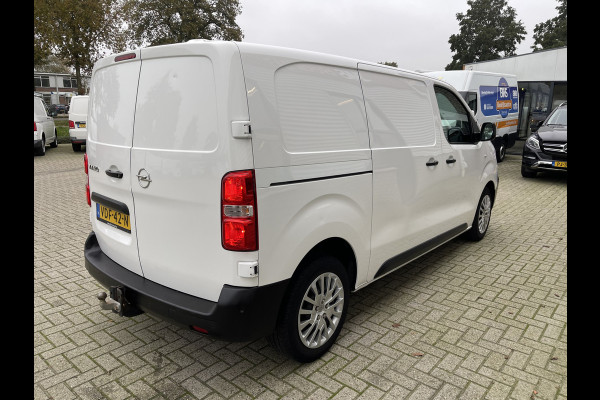 Opel Vivaro 2.0 CDTI 122pk L2H1 Edition nieuwe type / vaste prijs rijklaar € 13.950 ex btw / lease vanaf € 256 / airco / cruie / navi / camera / pdc / trekhaak 2500 kg !