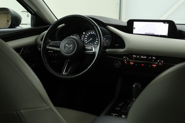 Mazda 3 2.0 SkyActiv-X Hybrid Luxury | Leder | Bose | Memory | Full LED | Stoel & Stuurverwarming | Carplay | Camera