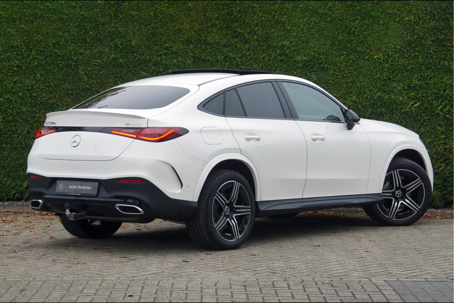 Mercedes-Benz GLC Coupé GLC 300 e Coupé 4M AMG Line Night | Pano Distronic Trekhaak Memory 360 Camera