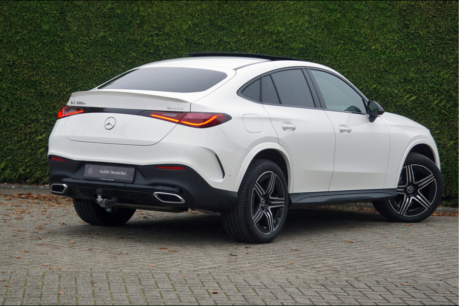 Mercedes-Benz GLC Coupé GLC 300 e Coupé 4M AMG Line Night | Pano Distronic Trekhaak Memory 360 Camera