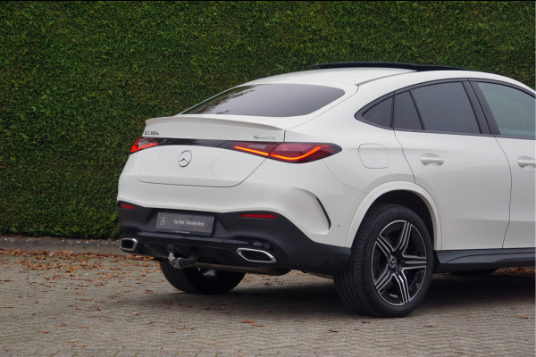 Mercedes-Benz GLC Coupé GLC 300 e Coupé 4M AMG Line Night | Pano Distronic Trekhaak Memory 360 Camera