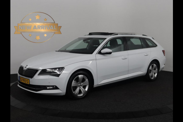 Škoda Superb Combi 2.0 TDI Ambition Business*PANO*CLIMA*LED*TREKHAAK NAVI*NAP*LUXE-UITVOERING*ORIGINEEL NL