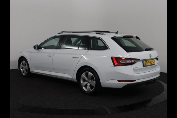 Škoda Superb Combi 2.0 TDI Ambition Business*PANO*CLIMA*LED*TREKHAAK NAVI*NAP*LUXE-UITVOERING*ORIGINEEL NL