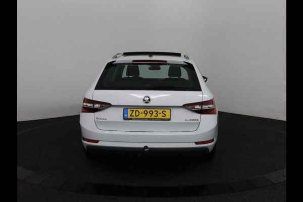 Škoda Superb Combi 2.0 TDI Ambition Business*PANO*CLIMA*LED*TREKHAAK NAVI*NAP*LUXE-UITVOERING*ORIGINEEL NL