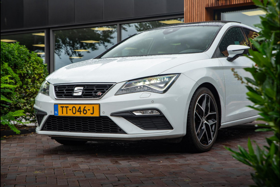 Seat Leon 1.5 TSI FR Business Intense Pano Navi Clima Cruise 18"LM PDC