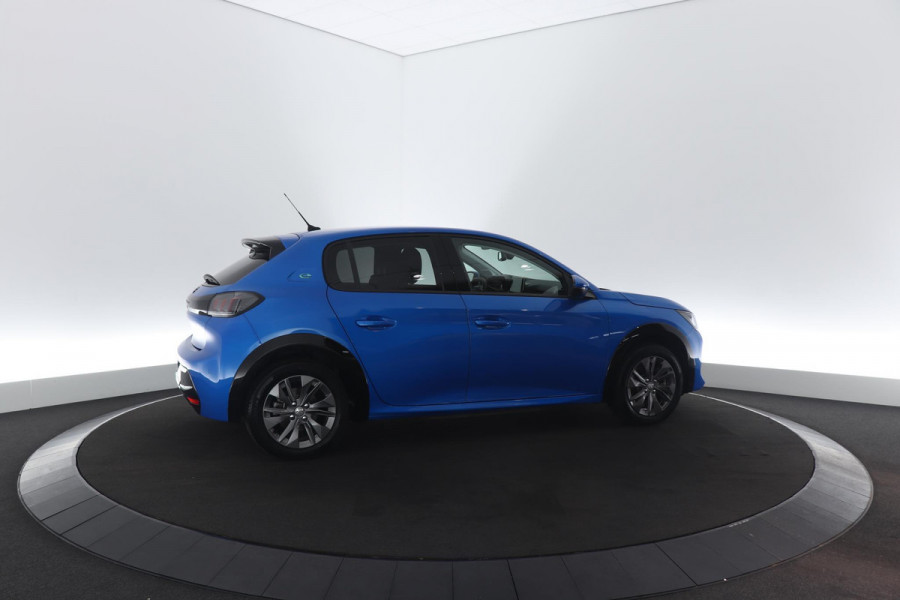 Peugeot e-208 EV Blue Lease Allure 50 kWh | 3-Fase | €2.000 Subsidie | Camera | Navigatie | Parkeersensoren | Apple Carplay