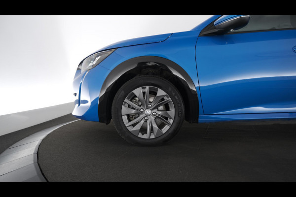 Peugeot e-208 EV Blue Lease Allure 50 kWh | 3-Fase | €2.000 Subsidie | Camera | Navigatie | Parkeersensoren | Apple Carplay