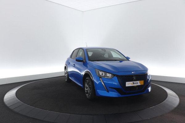 Peugeot e-208 EV Blue Lease Allure 50 kWh | 3-Fase | €2.000 Subsidie | Camera | Navigatie | Parkeersensoren | Apple Carplay