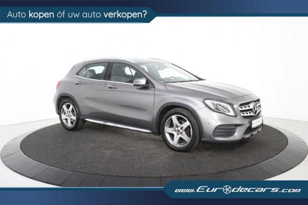 Mercedes-Benz GLA 180 AMG-Line *Navigatie*Leer*Camera*LED*