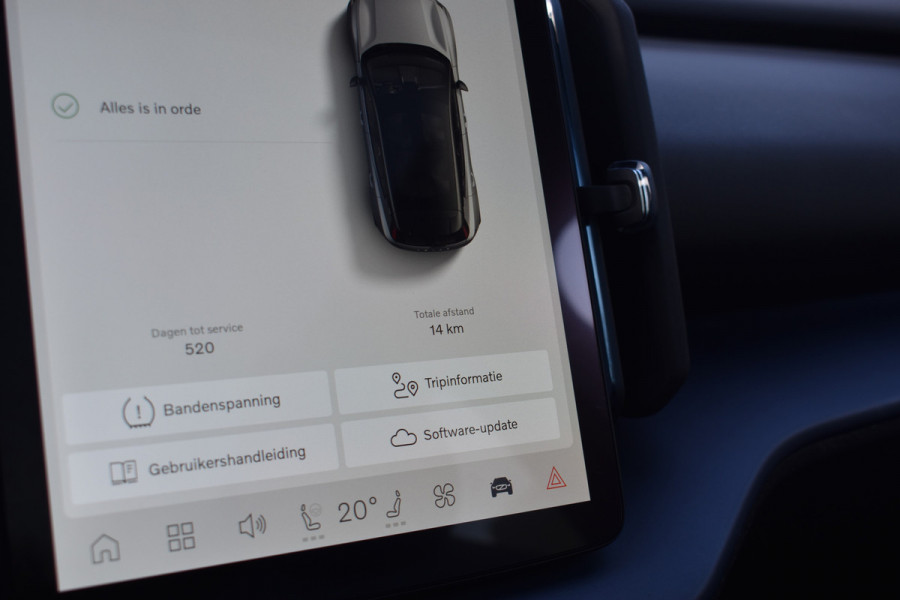 Volvo EX30 Single Motor Extended Range Ultra 69 kWh | Snel leverbaar | Climate | H&K Audio | Apple Carplay | Panodak | ACC | 360 Camera