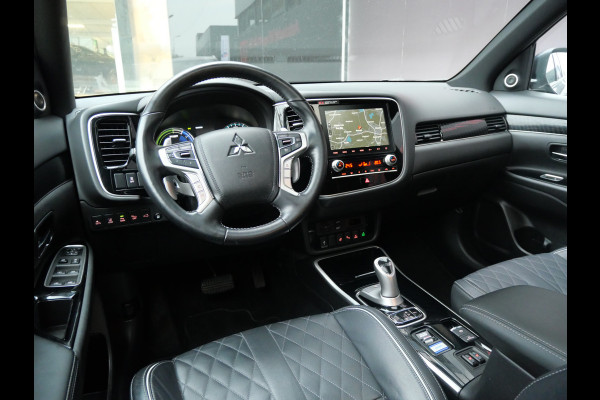 Mitsubishi Outlander 2.4 PHEV INSTYLE | AWD | A.C.C. | OPEN DAK | TREKHAAK | DIAMOND LEDER | ALL-IN!!