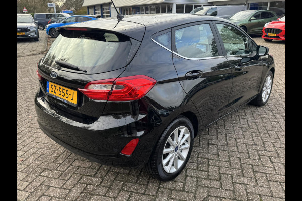 Ford Fiesta 1.0 EcoBoost Titanium 100pk Navigatie | Parkeersensoren | Climate control | Dealer onderhouden