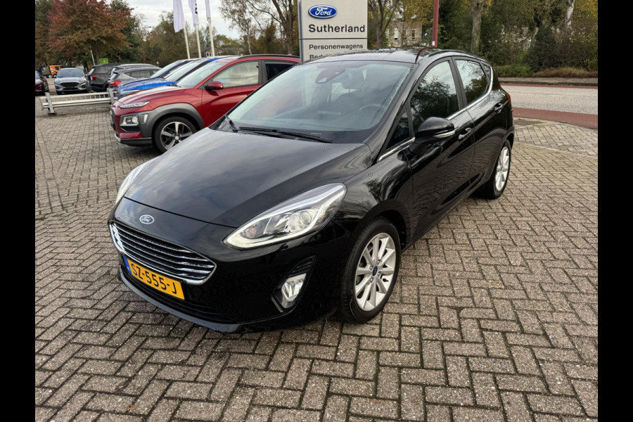 Ford Fiesta 1.0 EcoBoost Titanium 100pk Navigatie | Parkeersensoren | Climate control | Dealer onderhouden