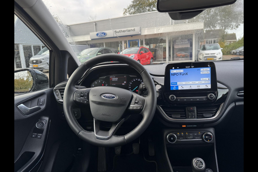 Ford Fiesta 1.0 EcoBoost Titanium 100pk Navigatie | Parkeersensoren | Climate control | Dealer onderhouden