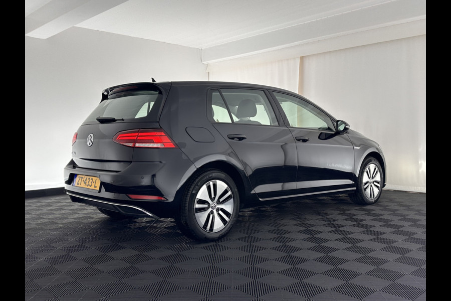 Volkswagen e-Golf (INCL-BTW) *HEATPUMP | ADAPTIVE-CRUISE | CAMERA | CCS-FASTLOADER | FULL-LED | NAVI-FULLMAP | COMFORT-SEATS | ECC | PDC | 16''ALU*