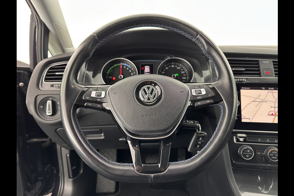 Volkswagen e-Golf (INCL-BTW) *HEATPUMP | ADAPTIVE-CRUISE | CAMERA | CCS-FASTLOADER | FULL-LED | NAVI-FULLMAP | COMFORT-SEATS | ECC | PDC | 16''ALU*